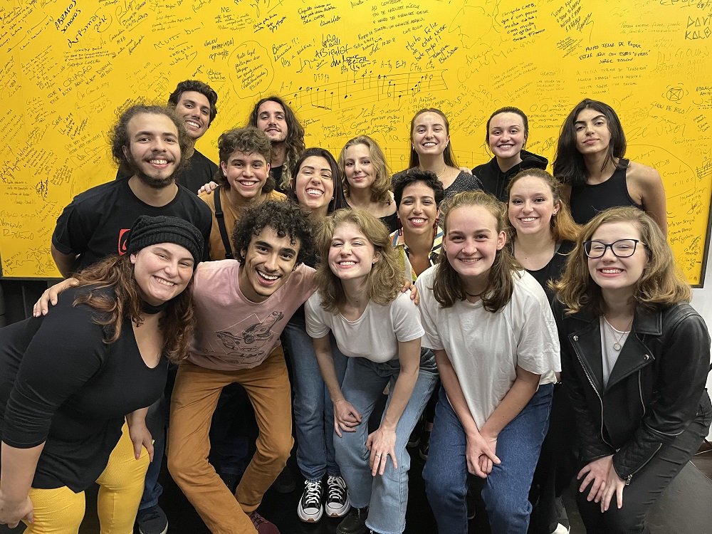 FOTO GRUPO BRASILEIRO ATUALIZADA(2)