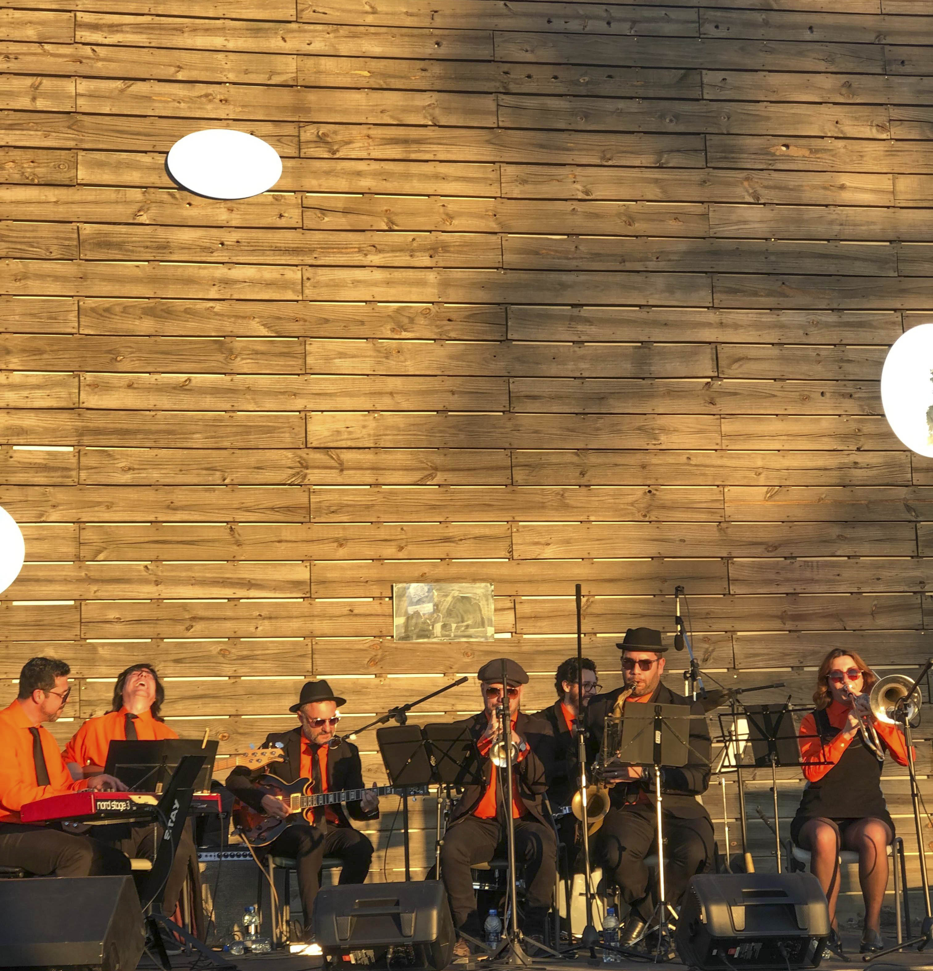 Curitiba Ska Jazz Ensemble apresenta histórias da cidade em show no Paiol. 
Foto: Curitiba Ska Jazz Ensemble