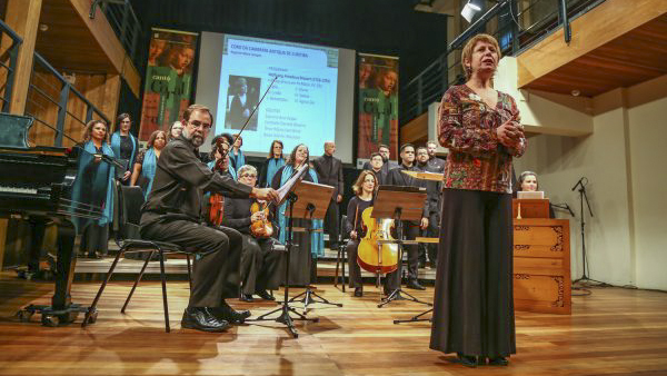 Coro da Camerata faz concerto em homenagem às mães.
Foto: Divulgação
